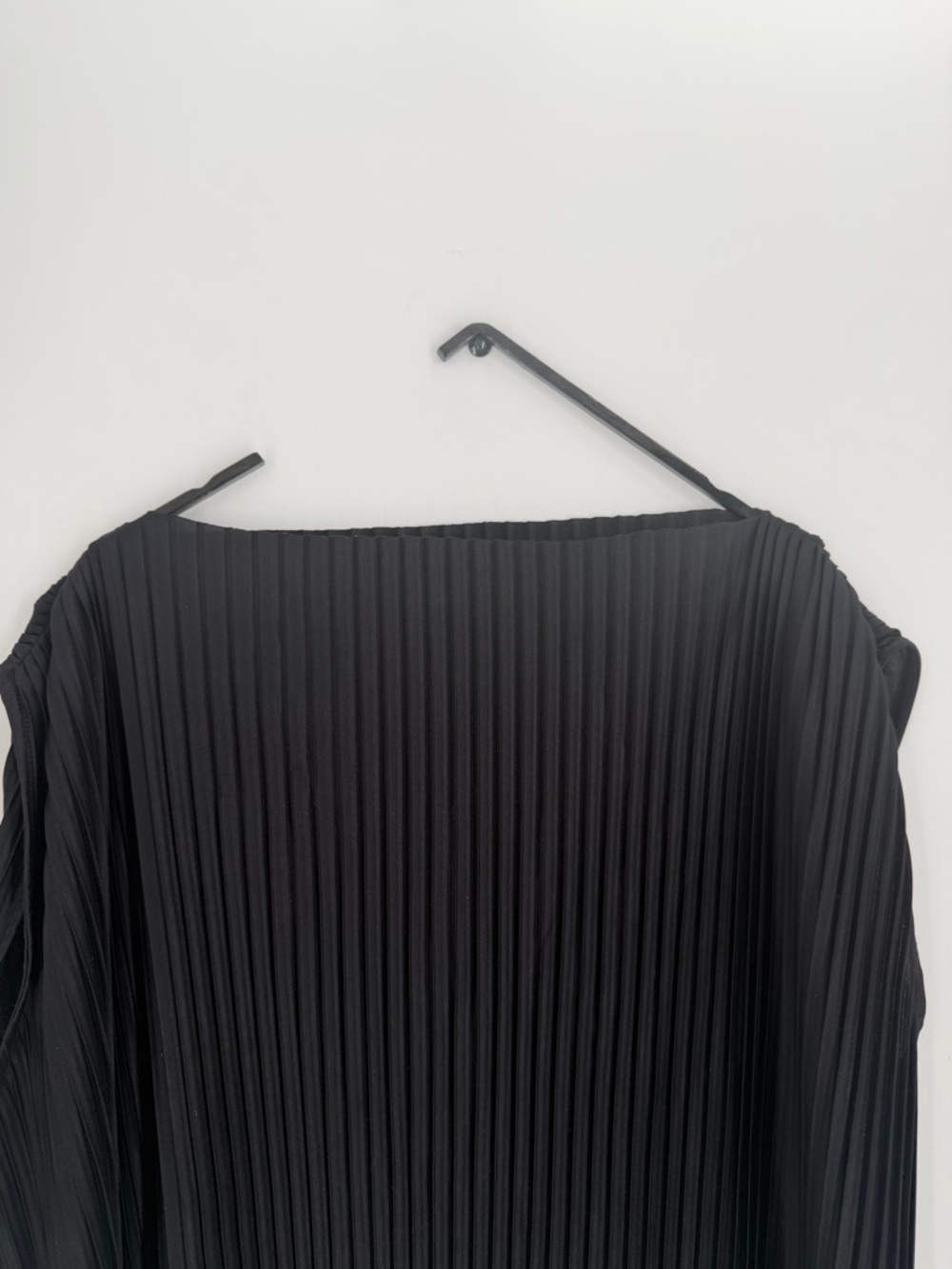 Cos Black Plisse Sleeveless Top